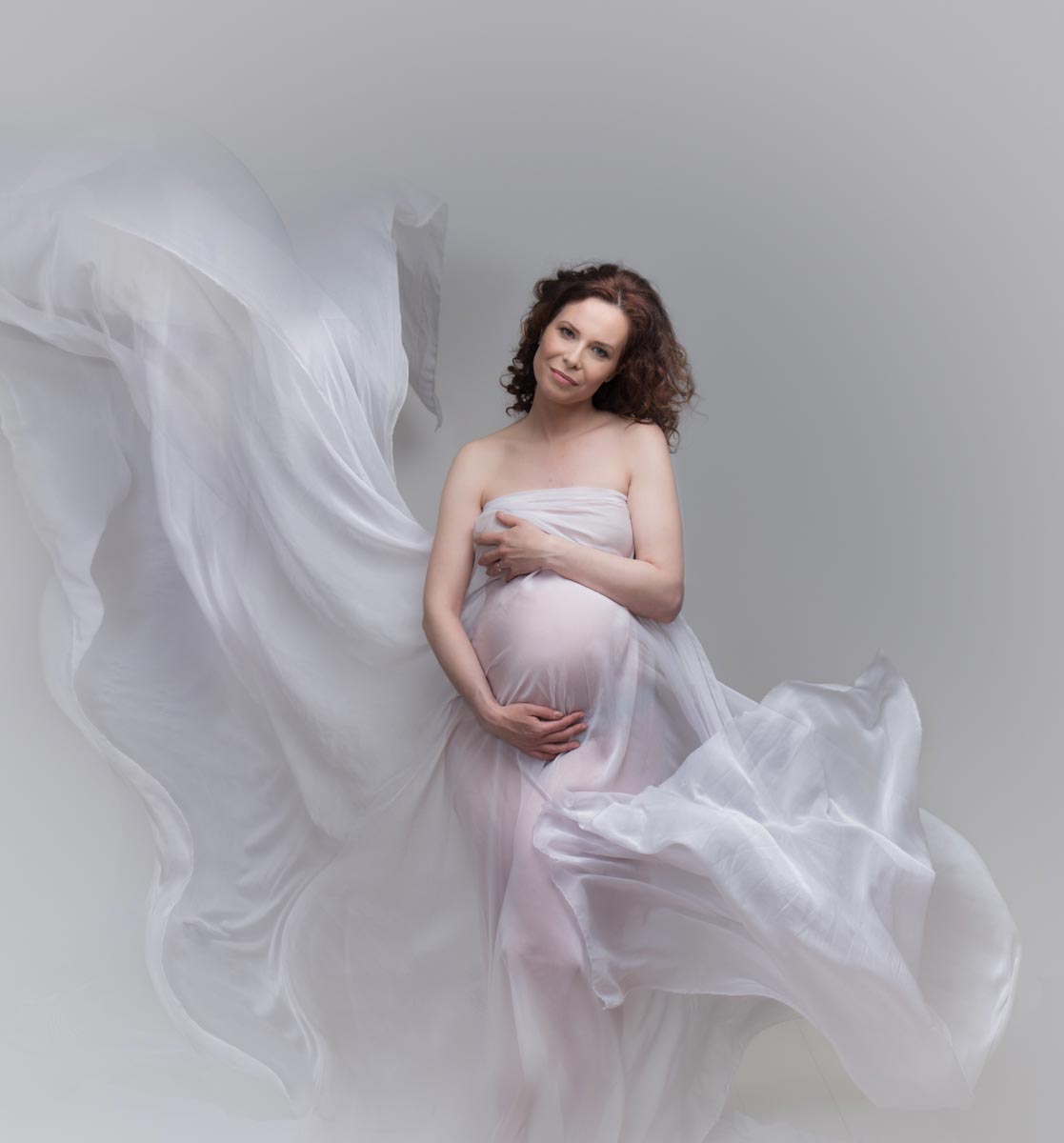 None Outfit Idea — Maternity Photoshoot Outfits