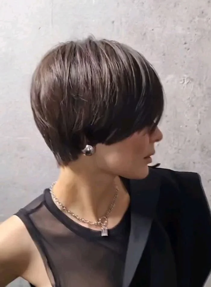24 The “Bowl Cut” Stylists Are Loving in 2026