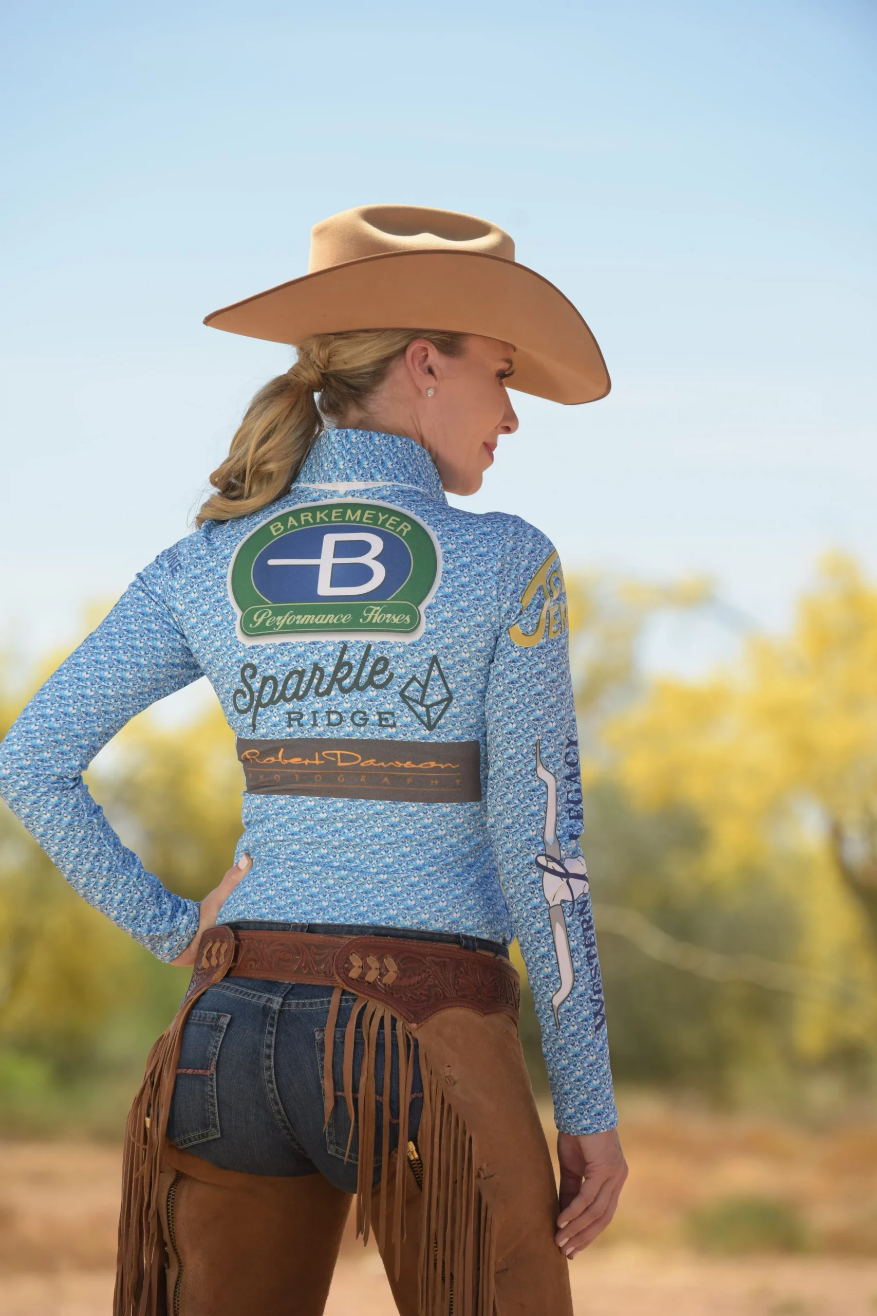 Athletic Top and Chaps: A Performance-Inspired Rodeo Look — Rodeo Outfits