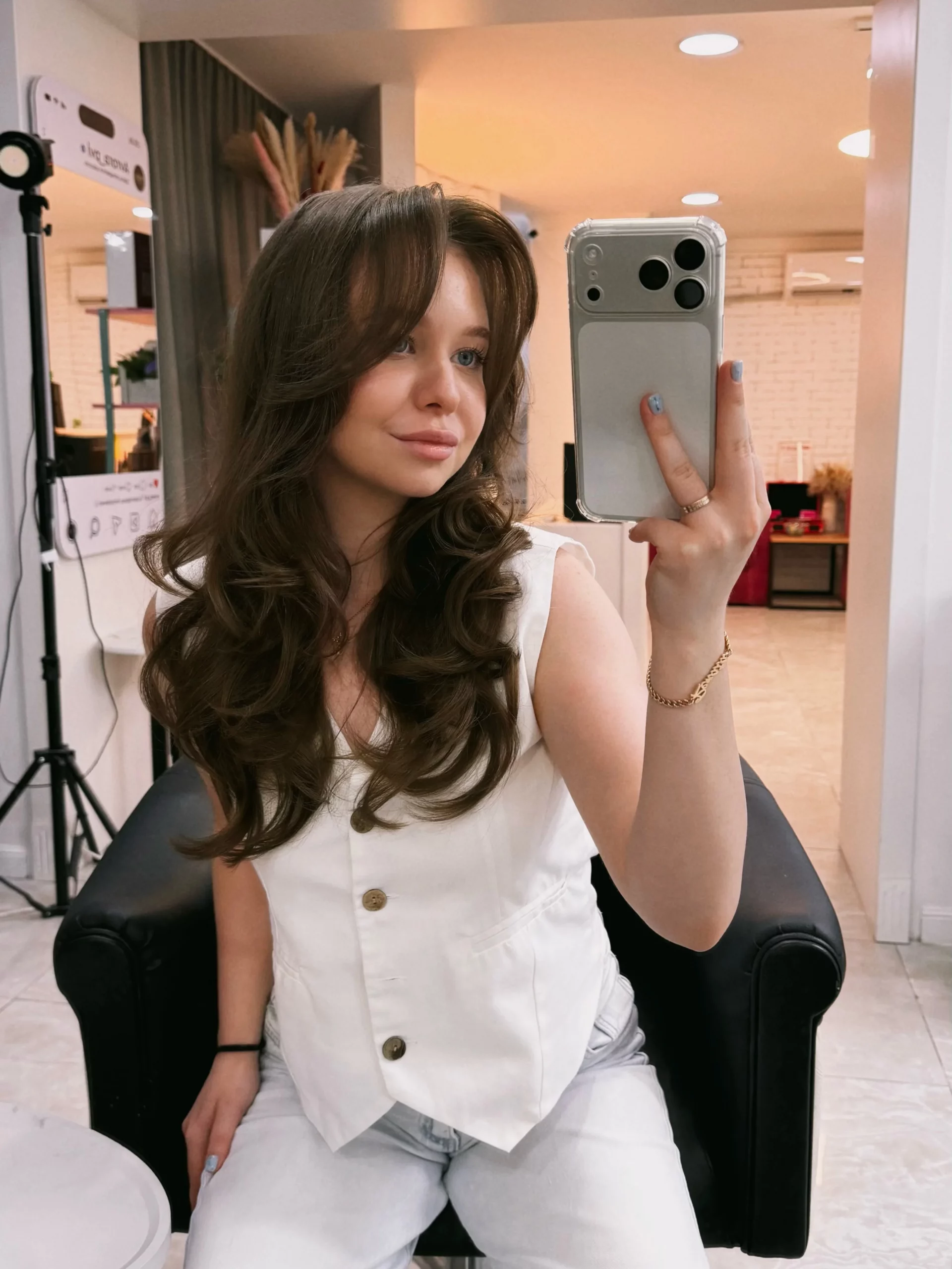 22 Gorgeous Long Hairstyles With Face-Framing Layers