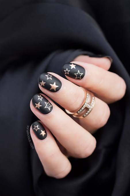 Star Nails. Plus, How-To and Exciting News! - SoNailicious