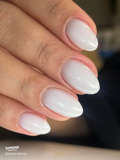 None Milky White Opaque Chrome None Milky White Opaque Chrome — White Chrome Nails