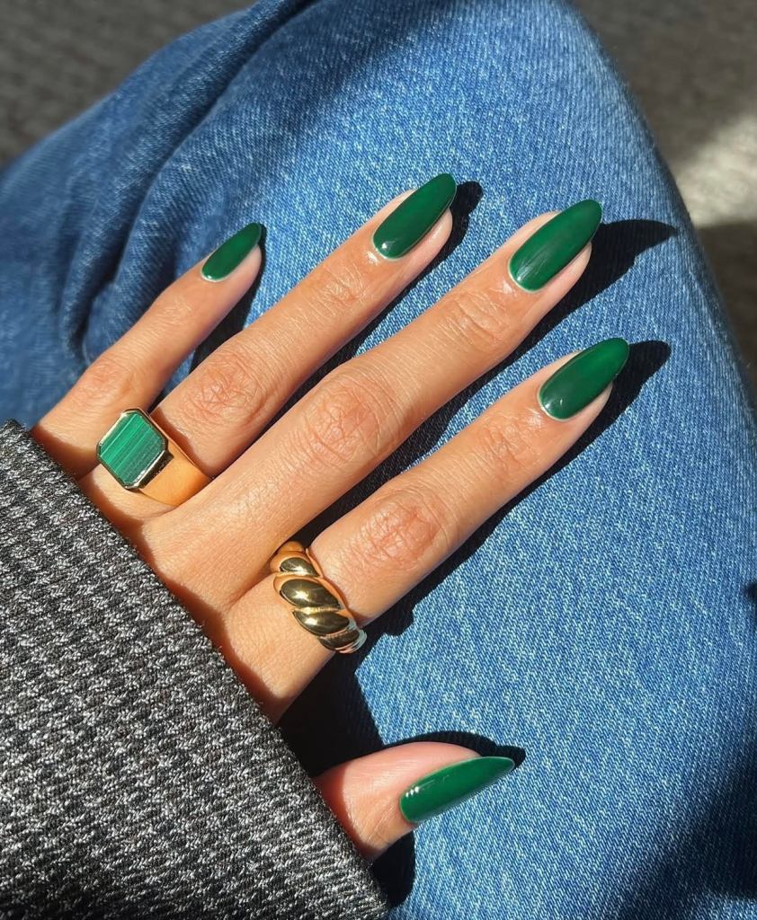 None Glossy Medium Sage Green Grey Undertone Oval Nails — Nails for Olive Skin
