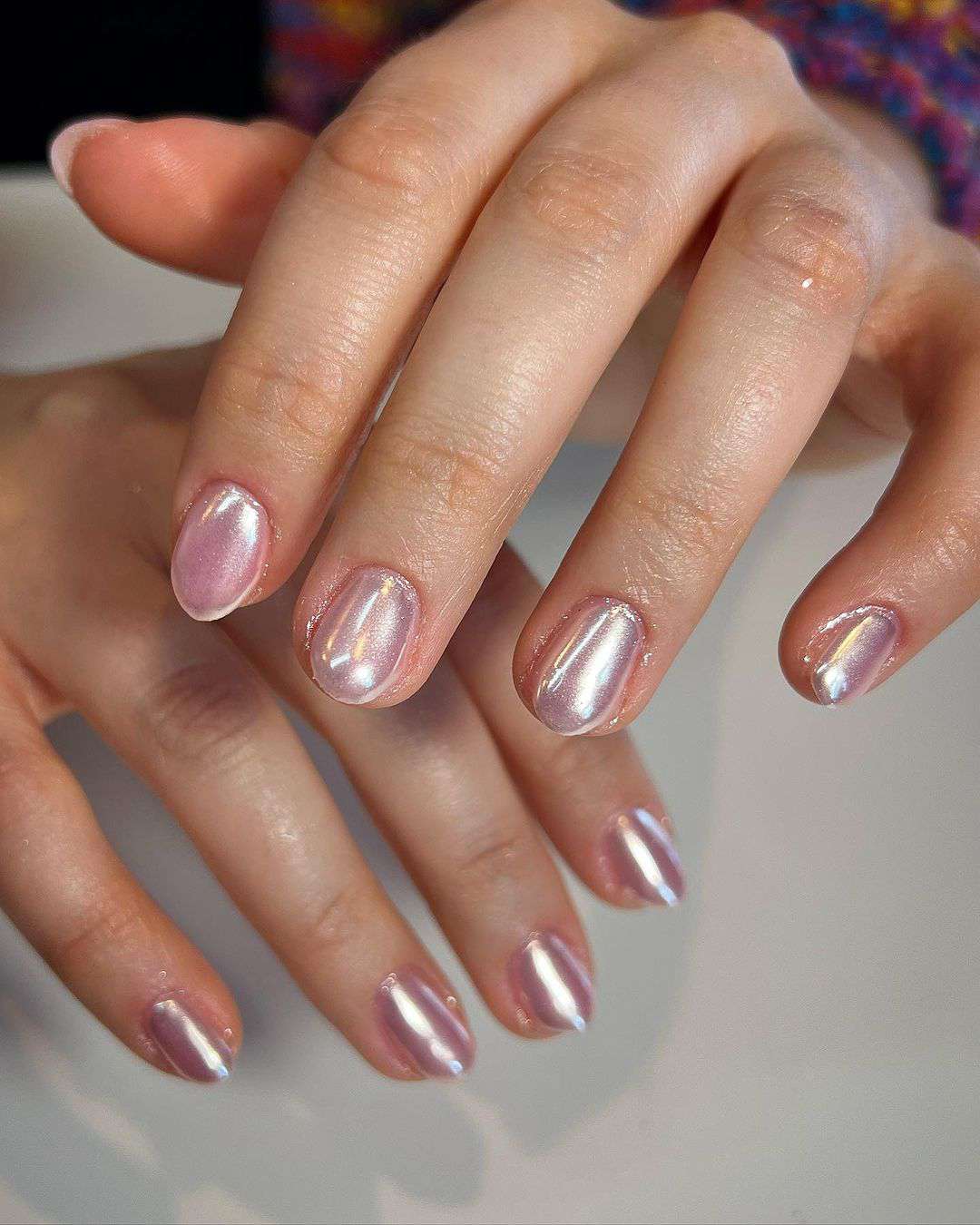 Pale Pink Pearlescent Chrome — Very Short Nails