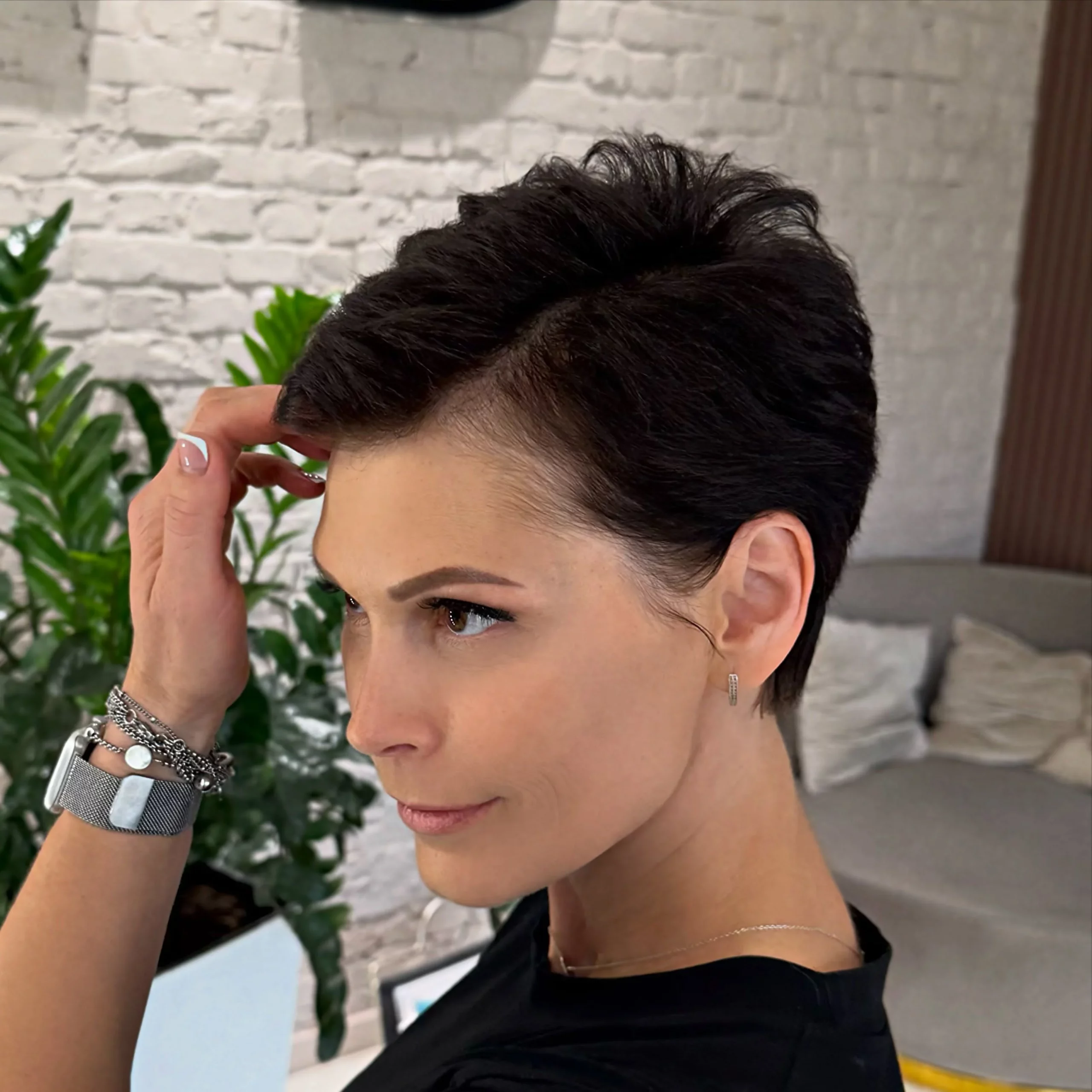 28 Short Haircuts for Women Who Want a Fresh Modern Look