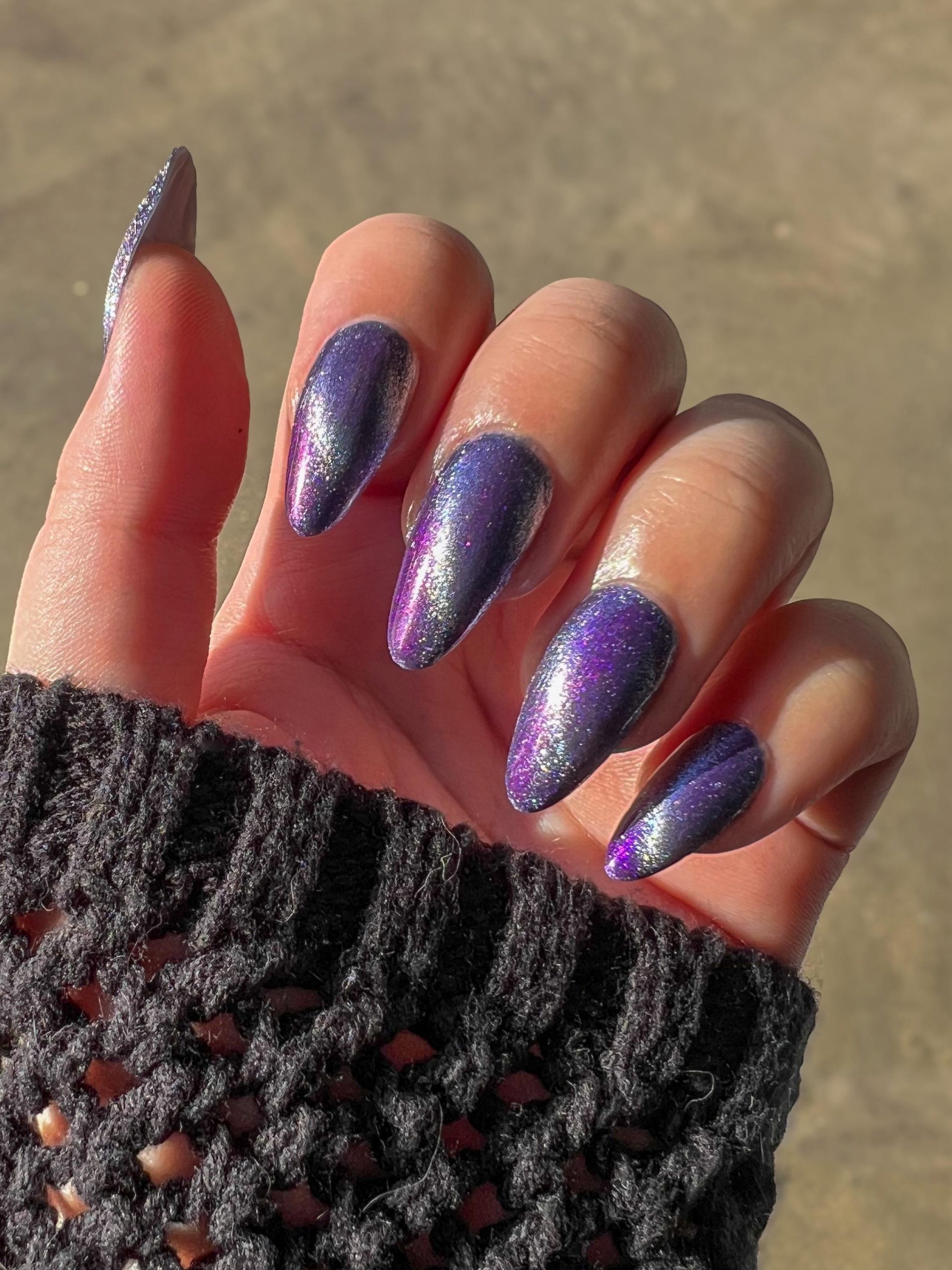 Holographic Glitter Shifting Coffin Nails Holographic Glitter Shifting Coffin Nails — Concert Nails