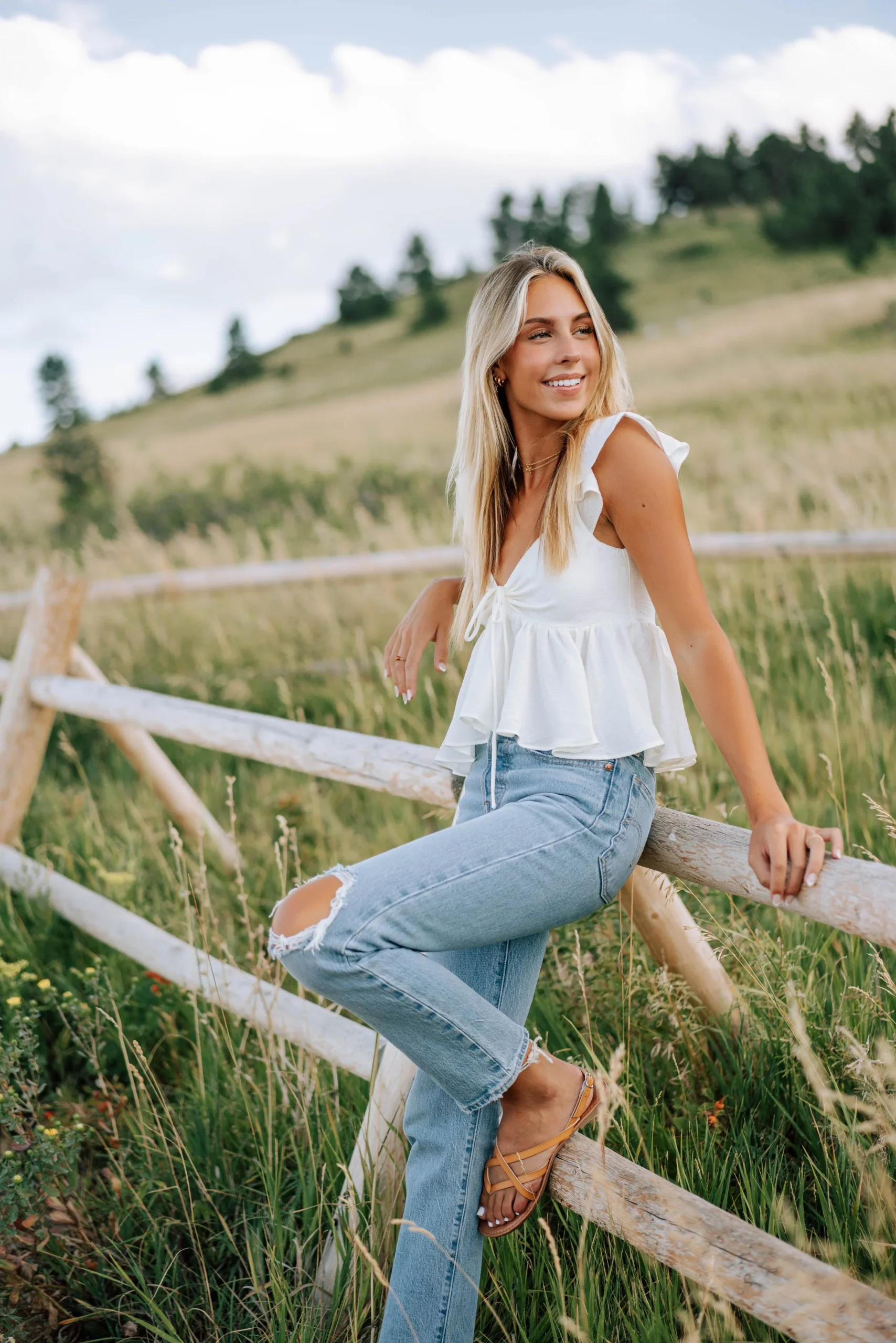 White Ruffled Tie-Front Top with Ripped Jeans White Ruffled Tie-Front Top with Ripped Jeans — Senior Picture Outfits
