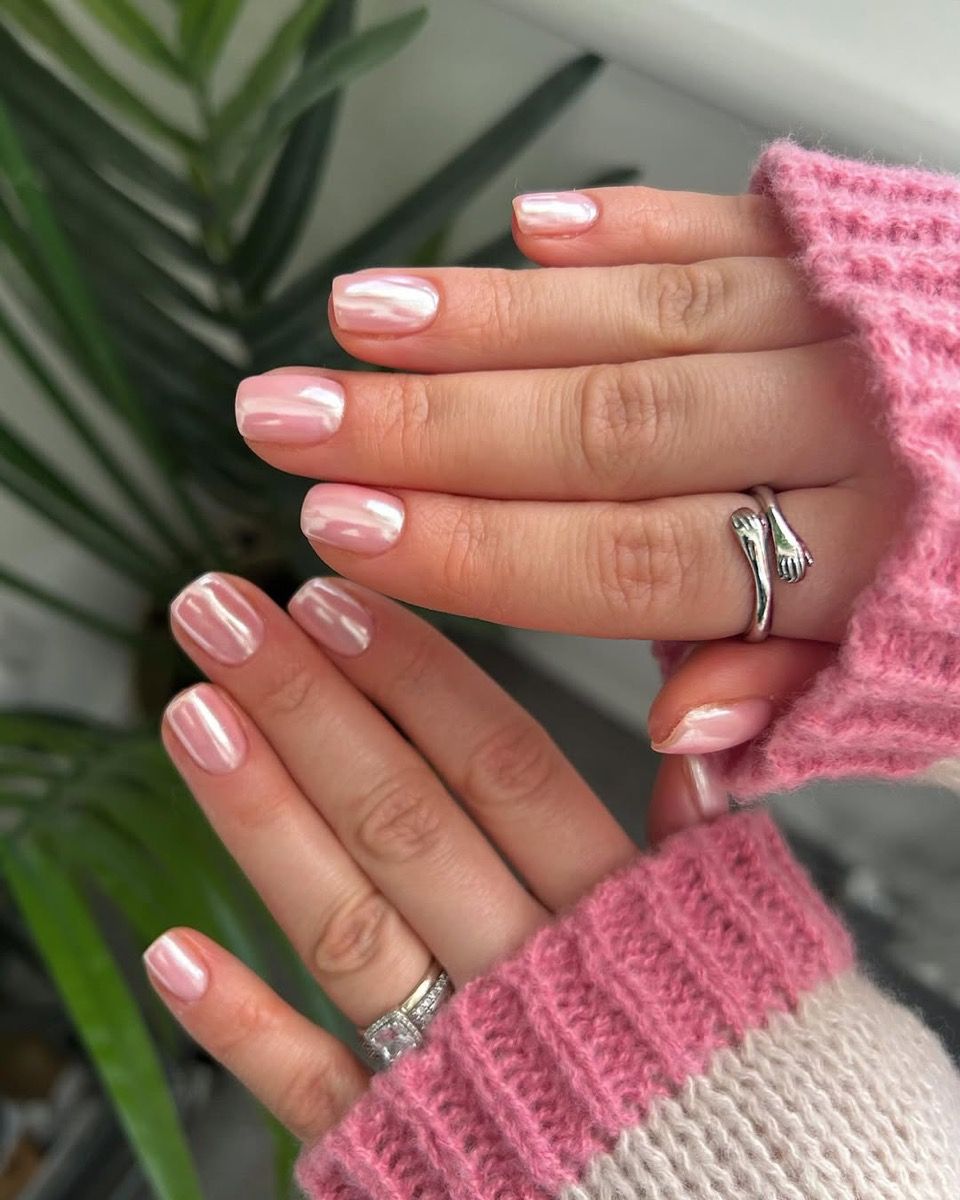 Light Pink Pearlescent Chrome Light Pink Pearlescent Chrome — Pink Chrome Nails