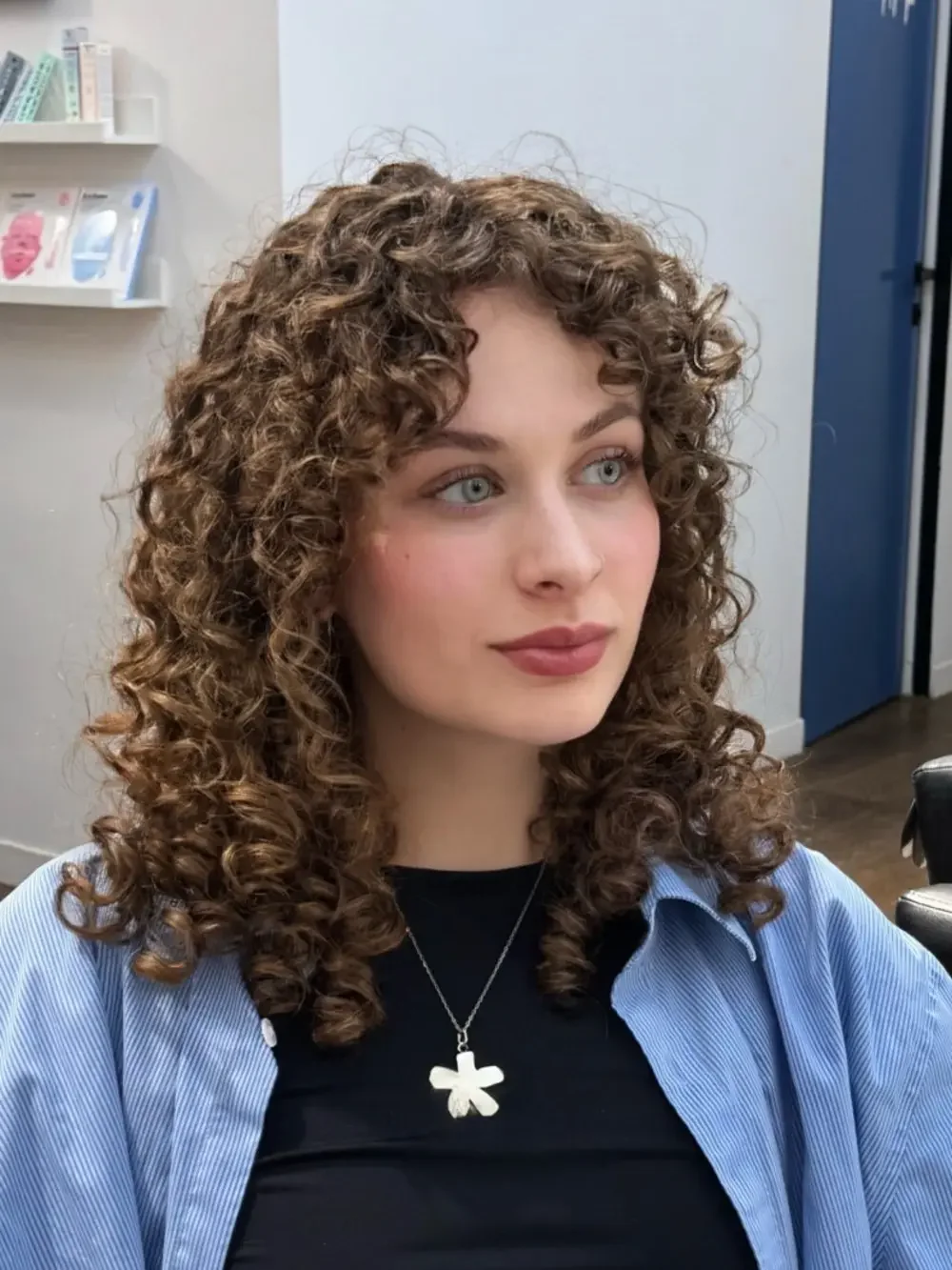 27 Long Wavy Hairstyles with Layers to Try in 2026