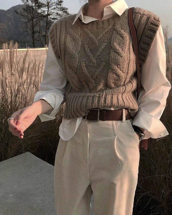 Monochromatic Brown: Sophisticated Academia in All Over Tones Monochromatic Brown: Sophisticated Academia in All Over Tones — Dark Academia Outfits