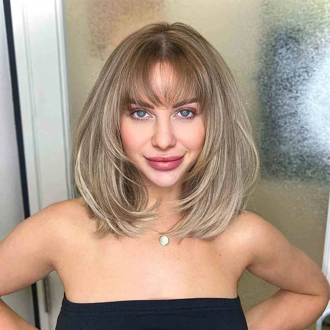 30 Collarbone Lob Haircuts for an Effortlessly Chic Look