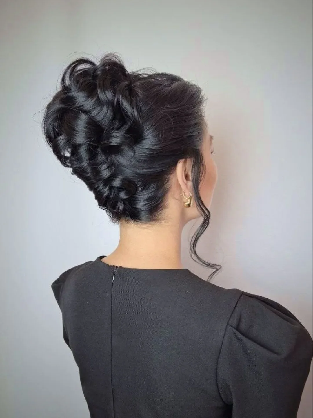 28 Easy Medium-Length Hairstyles for Women You’ll Want to Try