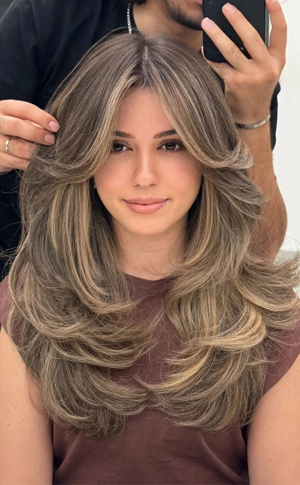 Curtain Bangs for Round Faces: 25 Flattering Ideas for 2026