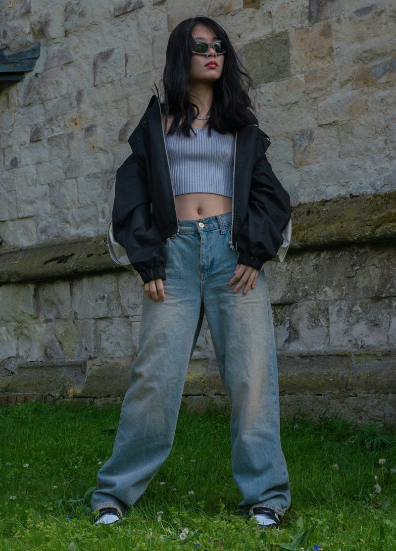 Oversized Bomber Jacket with Loose Jeans for an Edgy Vibe Oversized Bomber Jacket with Loose Jeans for an Edgy Vibe — Indie Outfits