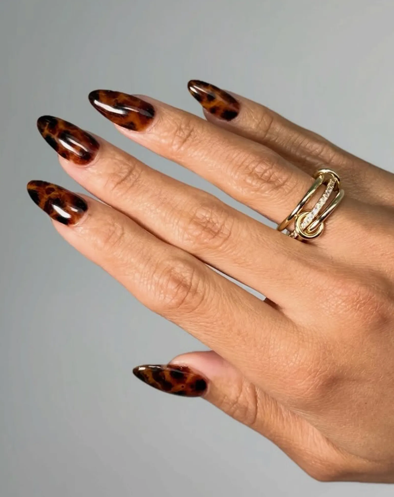 Autumn Character Art Almond Nails Autumn Character Art Almond Nails — Nail Trends
