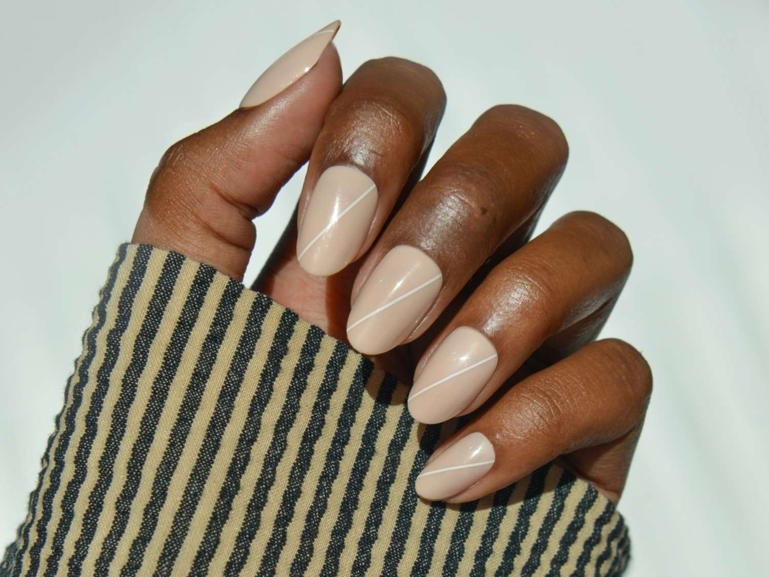 Clean Lines Even Polish Application Visual Idea Clean Lines Even Polish Application Visual Idea — Easy Nail Designs