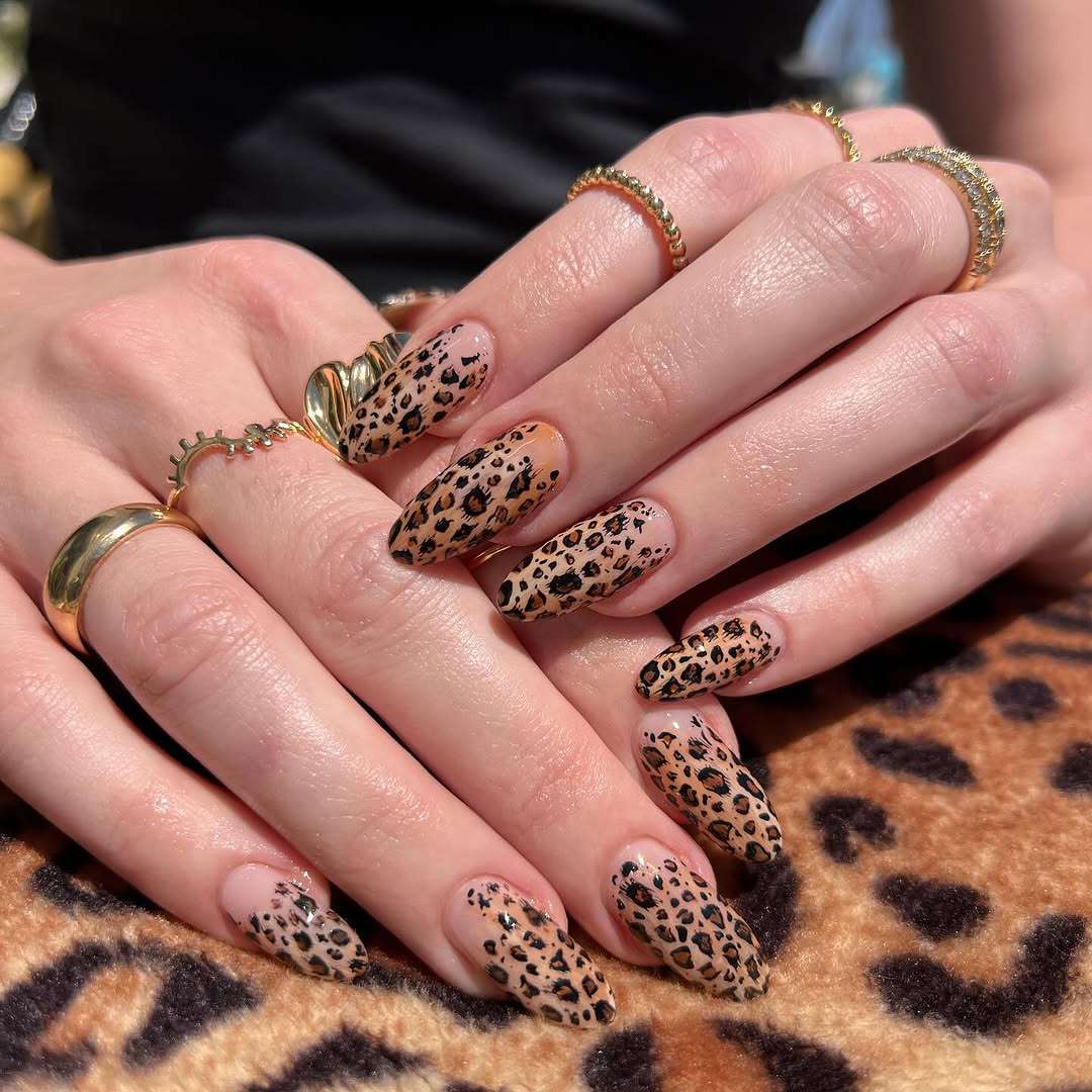 15 Y2K Nail Ideas That Bring the Early-2000s Vibe