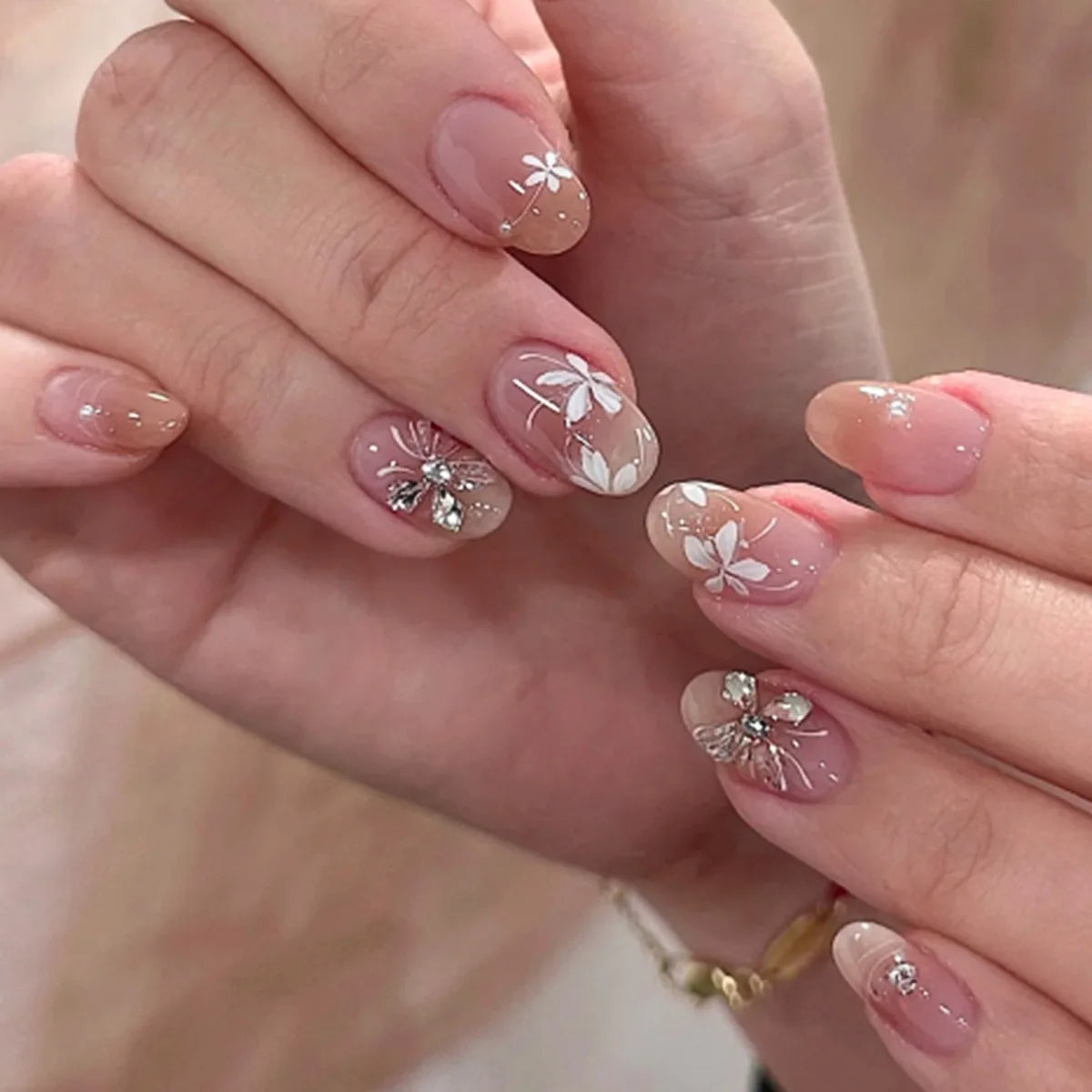 Glossy Visual Idea Glossy Visual Idea — Rhinestone Nails