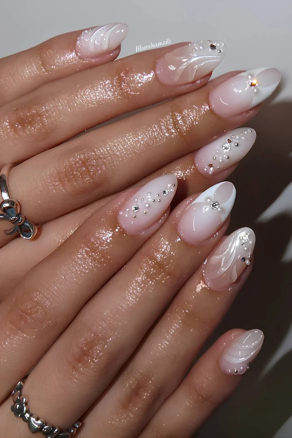 Wedding Bridal Special Event Visual Idea Wedding Bridal Special Event Visual Idea — Rhinestone Nails