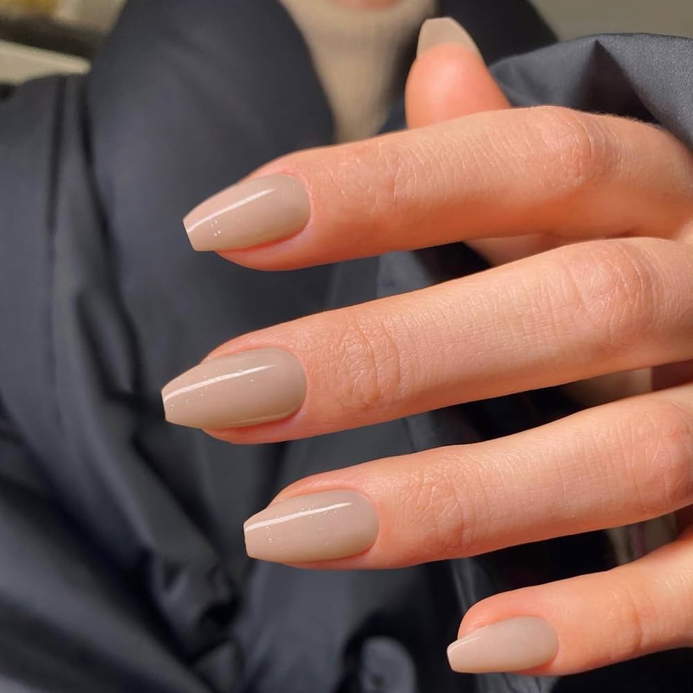 Visual Idea — Short Coffin Nails