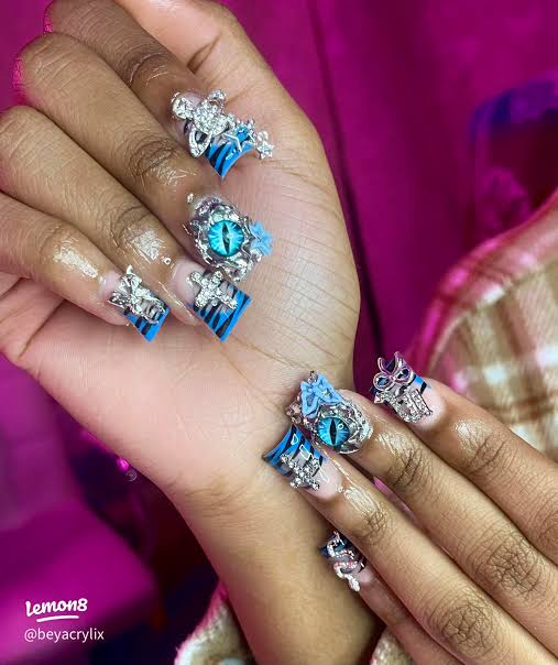 3D Eye Charms on Blue Striped Tips 3D Eye Charms on Blue Striped Tips — Duck Nails
