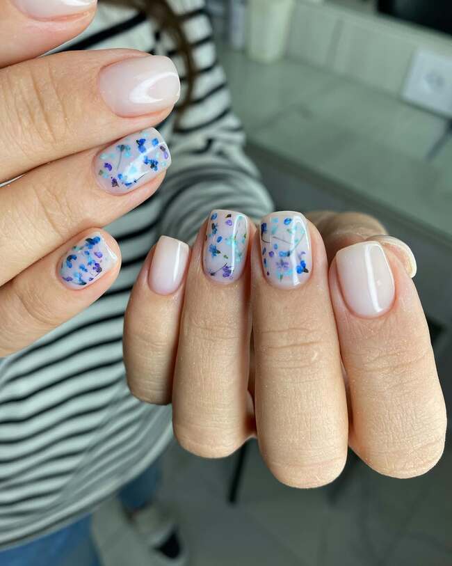 Glossy Visual Idea Glossy Visual Idea — Short Nails