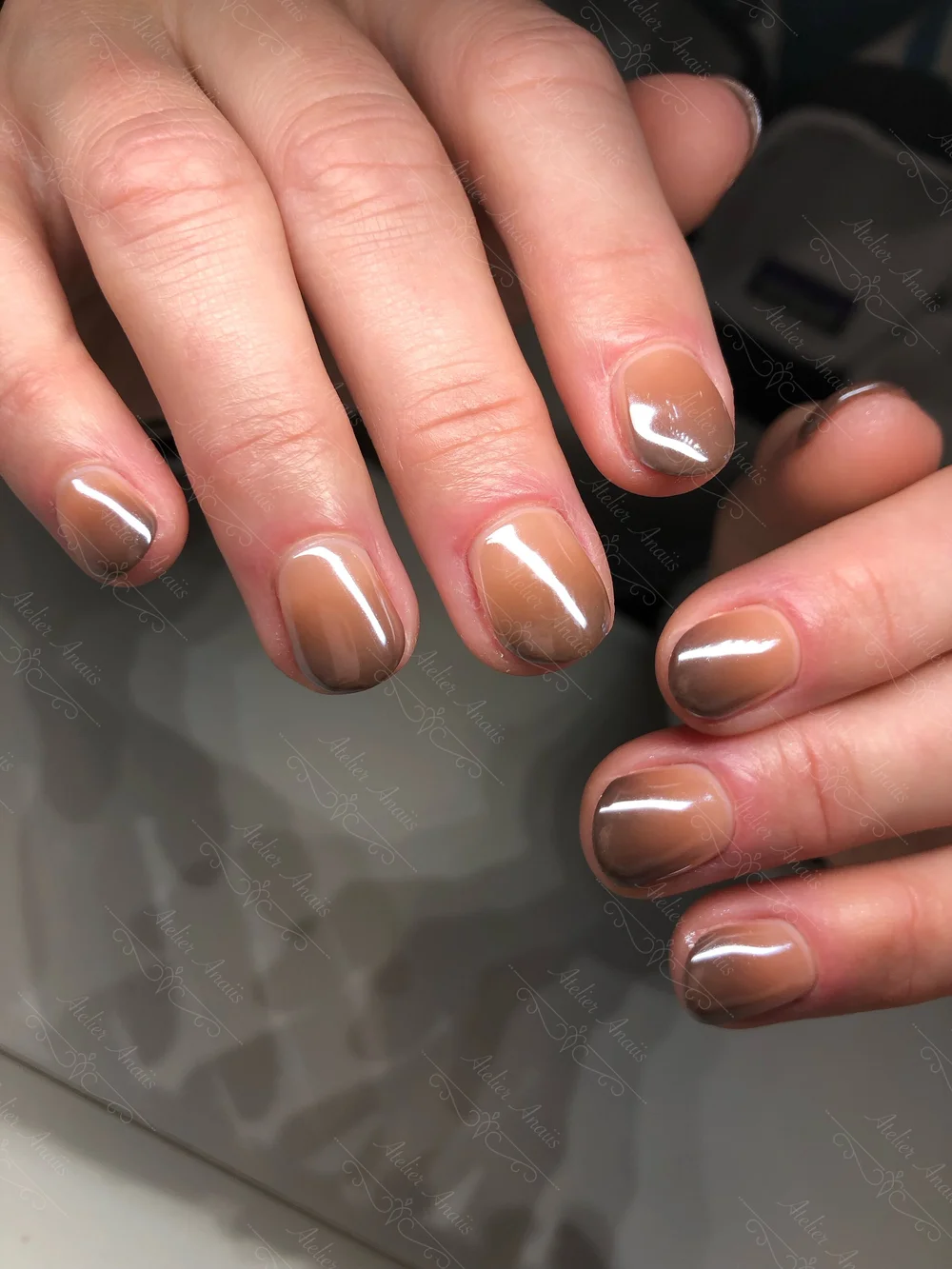 Smooth Brown To Deep Brown Ombre Smooth Brown To Deep Brown Ombre — Short Nails