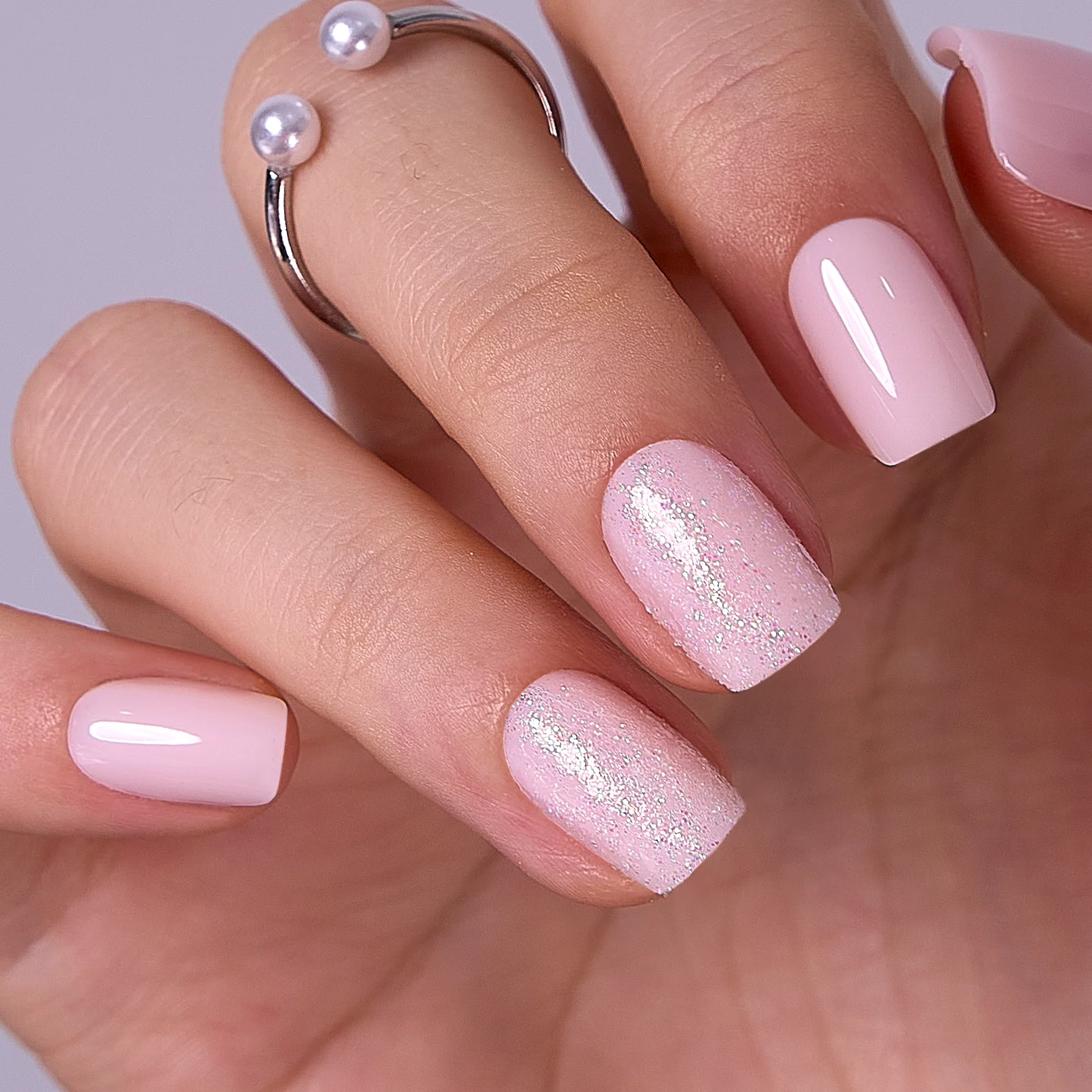 Scattered Glitter Visual Idea — Gel Nails