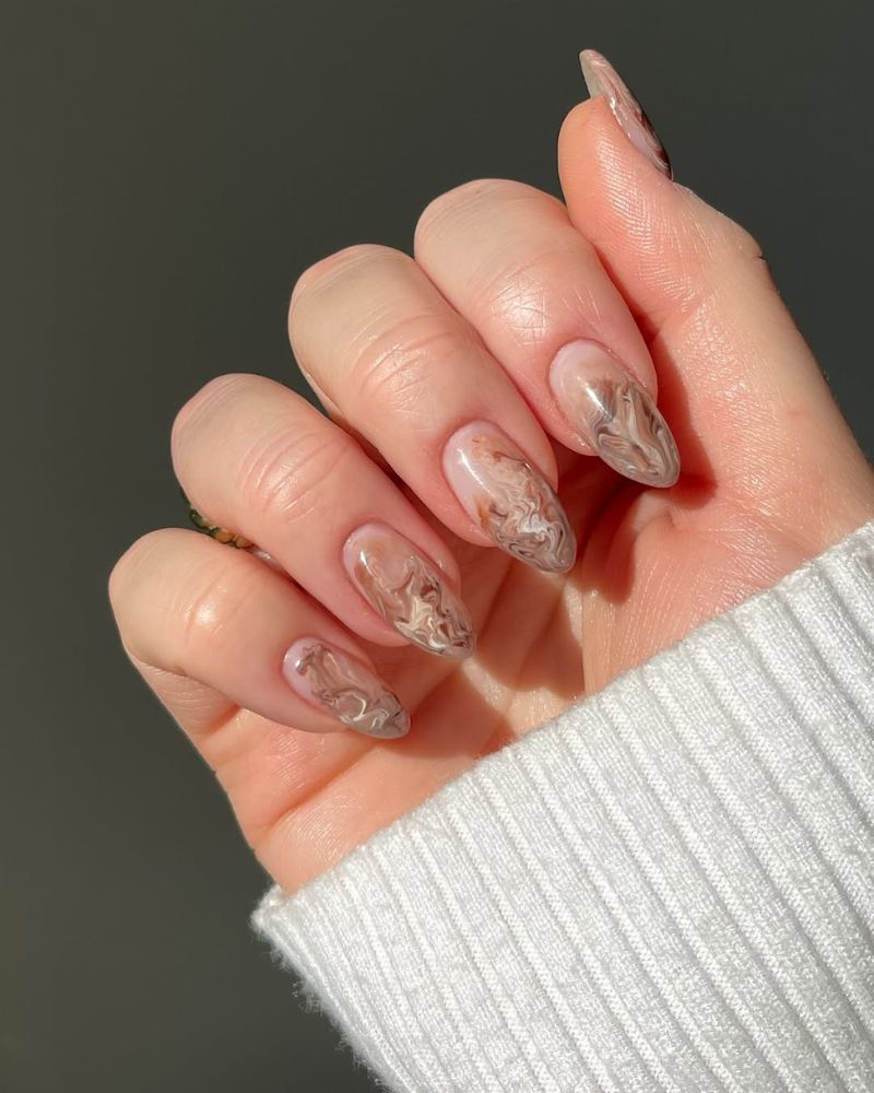 Delicate Beige, Brown, and White Marble Delicate Beige, Brown, and White Marble — Marble Nails