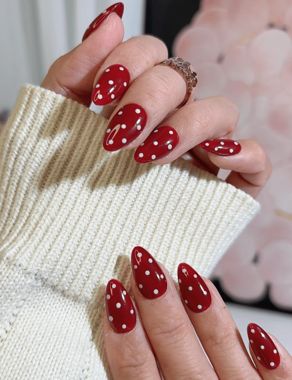 Glossy Visual Idea Glossy Visual Idea — Polka Dot Nails