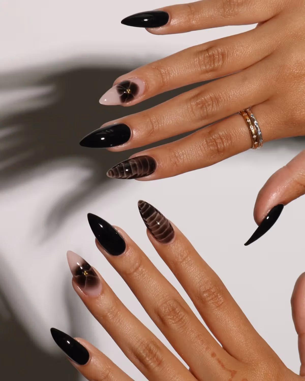 Glossy Visual Idea Glossy Visual Idea — Black Nails