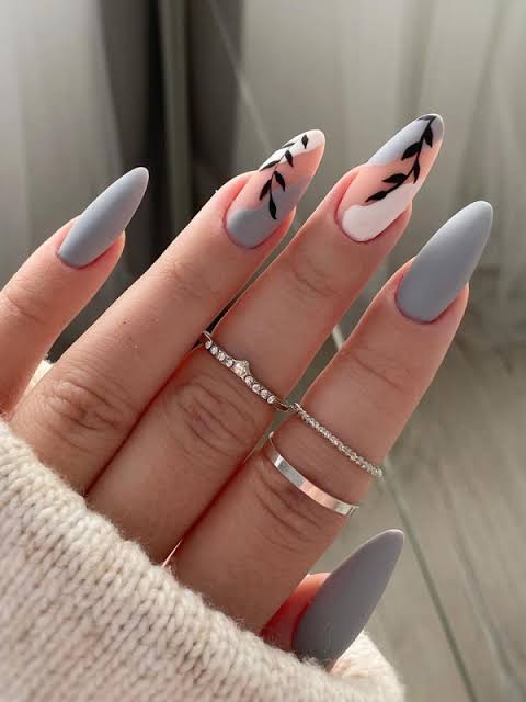 Velvety Matte Medium Gray Short Square Nails Velvety Matte Medium Gray Short Square Nails — Gray Nails