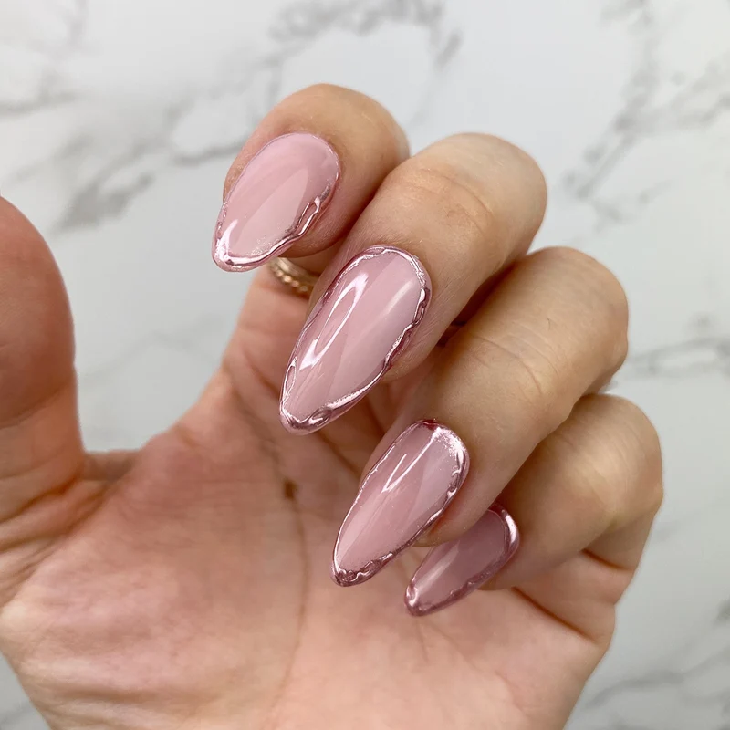 Glossy Polish With Metallic Outline Visual Idea Glossy Polish With Metallic Outline Visual Idea — Rose Gold Nails