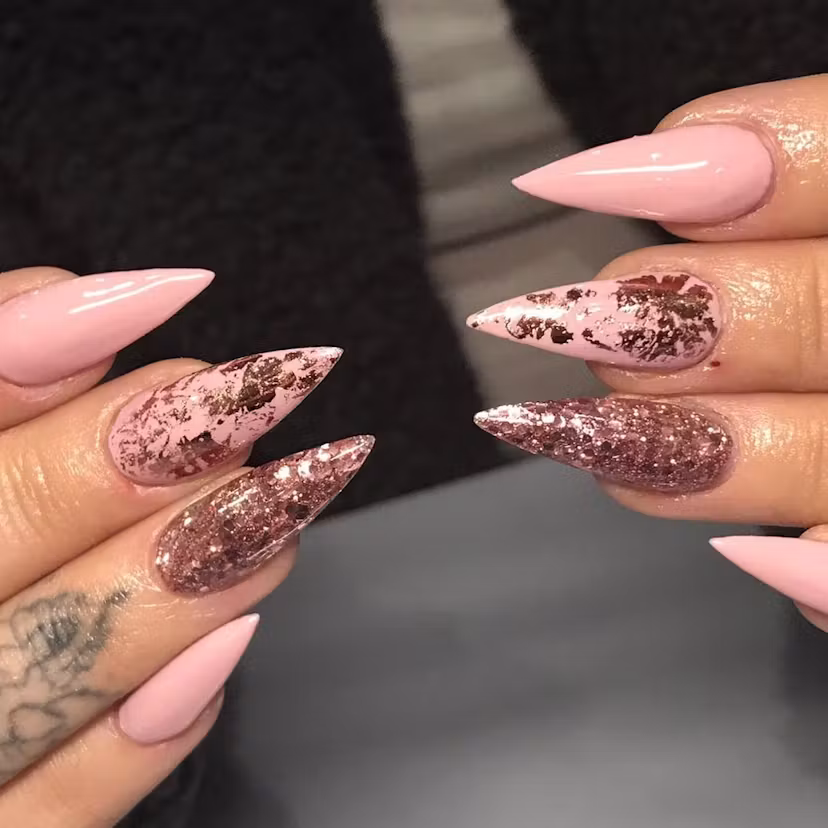 Matte Polish Metallic Foil Glitter Visual Idea Matte Polish Metallic Foil Glitter Visual Idea — Rose Gold Nails