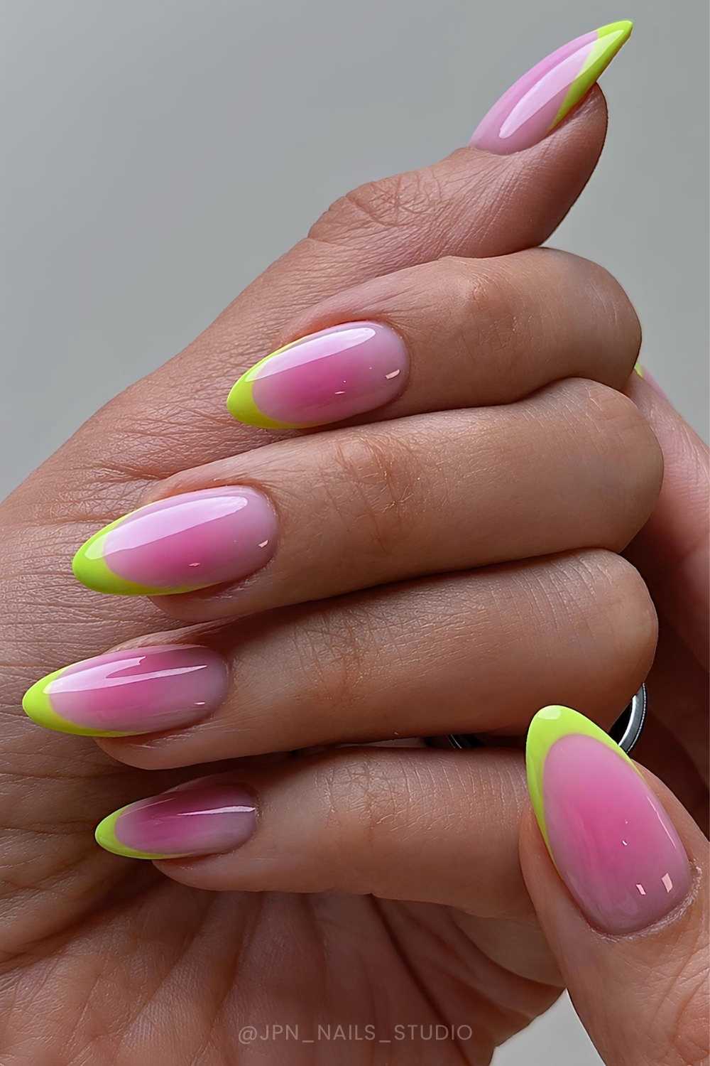 Salon-Leaning Visual Idea Salon-Leaning Visual Idea — Quinceanera Nails