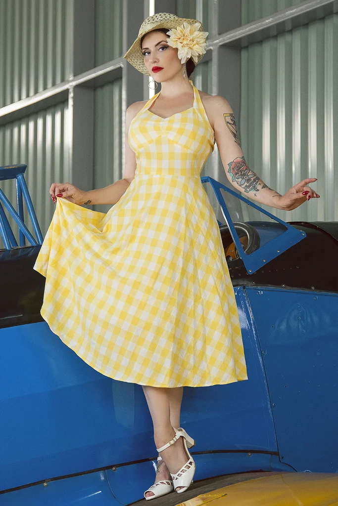 Garden Party Perfection: Gingham Halter Dress Garden Party Perfection: Gingham Halter Dress — 50s Outfits