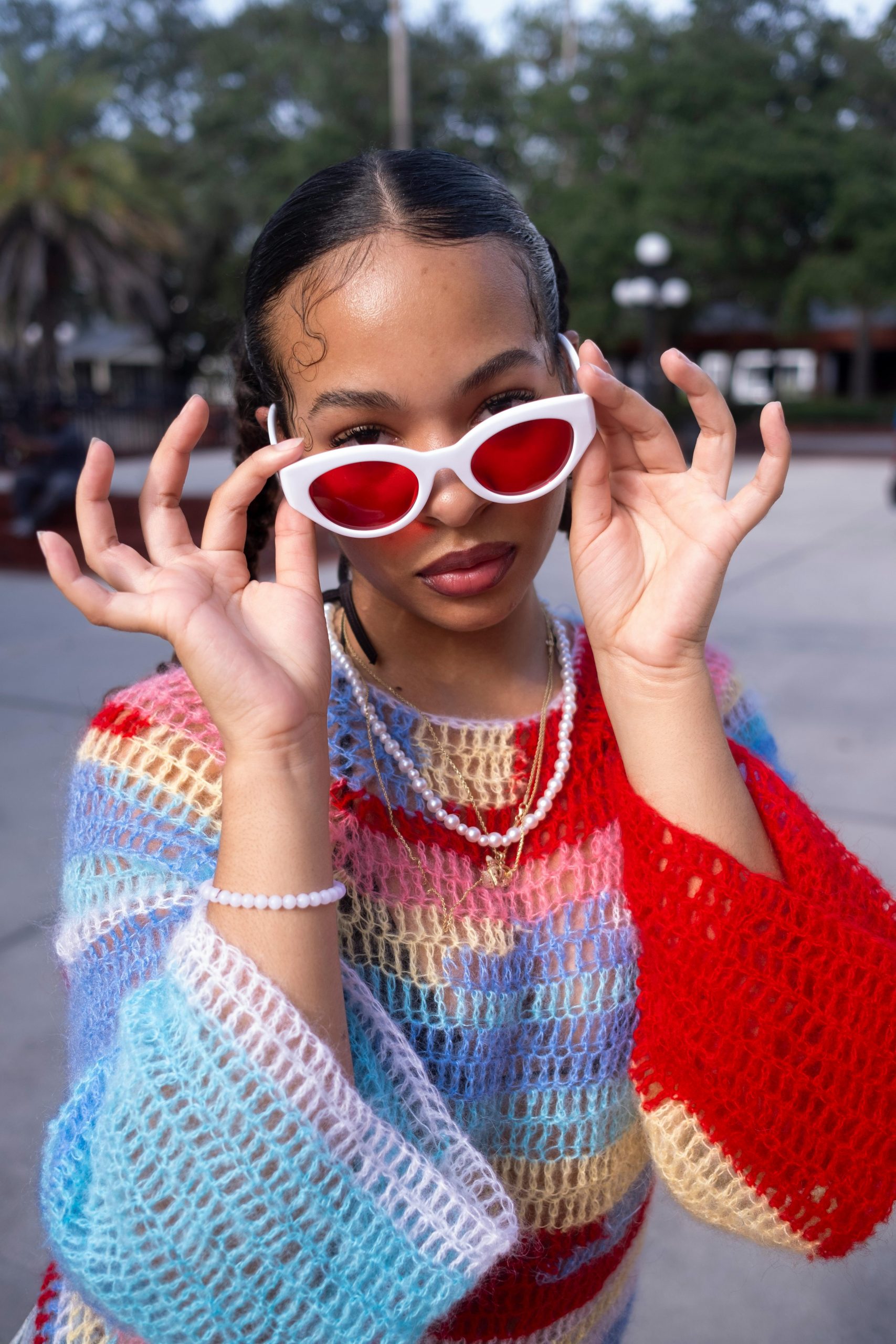 Oversized Crocheted Sweater with Cat-Eye Sunglasses — Scene Outfits
