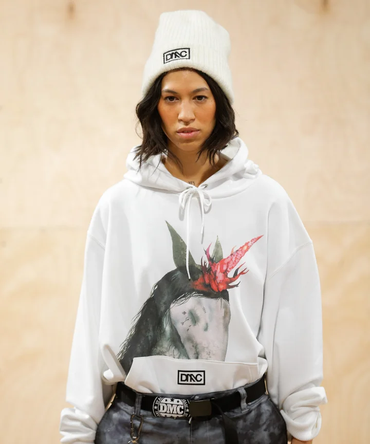 Oversized Graphic Hoodie and Beanie for Casual Comfort Oversized Graphic Hoodie and Beanie for Casual Comfort — Skater Outfits
