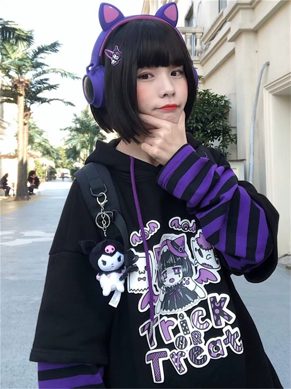 Oversized Hoodie with Striped Sleeves and Graphic Detail Oversized Hoodie with Striped Sleeves and Graphic Detail — Kawaii Outfits