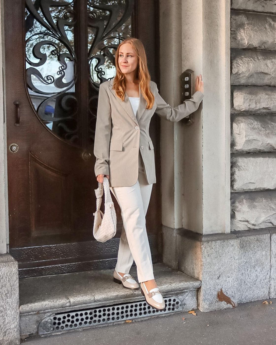 Effortless Beige Blazer and Cream Trousers Ensemble — Light Academia Outfits