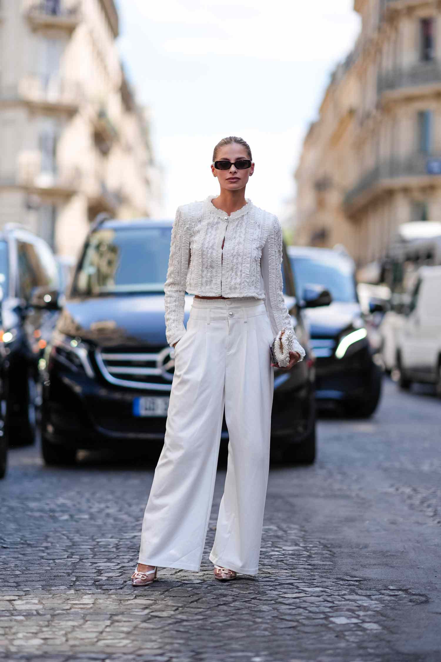 Monochromatic White Suit for a Sleek Picture Day Monochromatic White Suit for a Sleek Picture Day — Picture Day Outfits