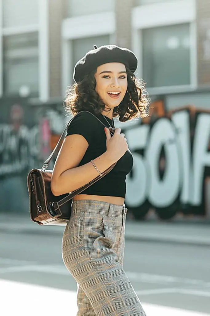 Plaid Wide-Leg Trousers with Black T-shirt and Beret — School Outfits