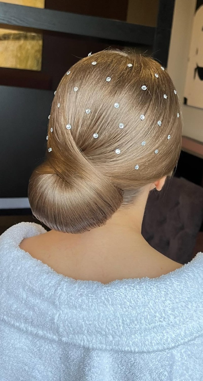 Sleek Light Brown Low Bun With Rhinestones Sleek Light Brown Low Bun With Rhinestones — Ballerina Bun