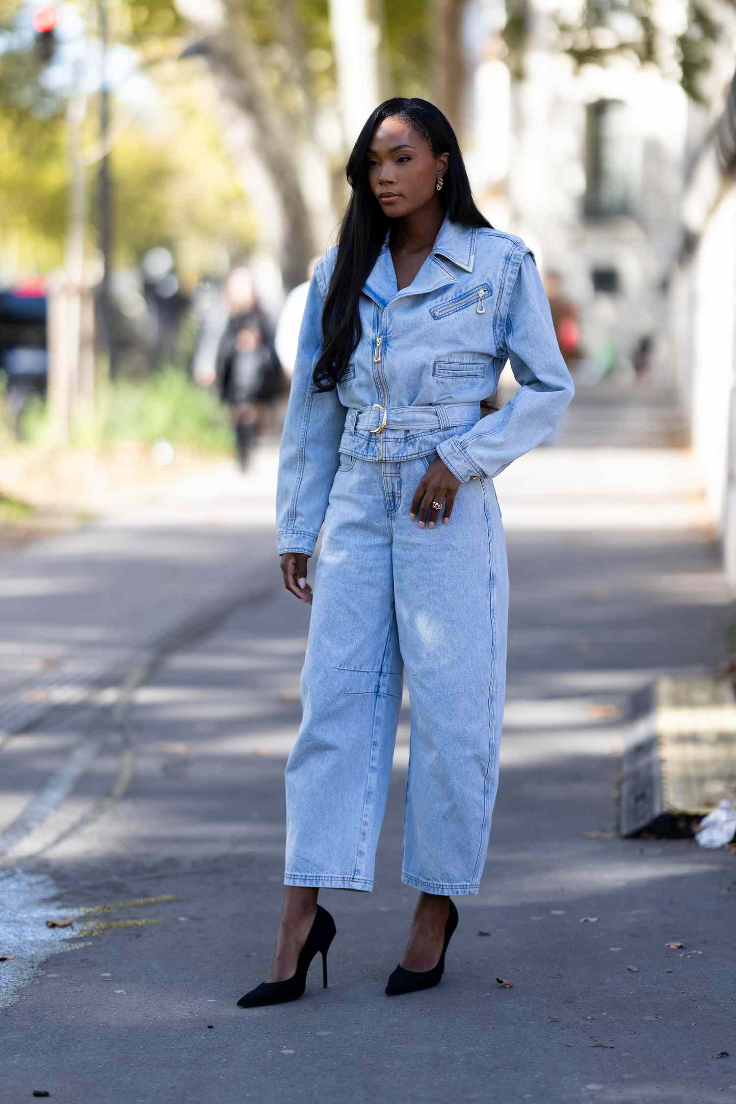Matching Denim Set with Light Blue Barrel Jeans Matching Denim Set with Light Blue Barrel Jeans