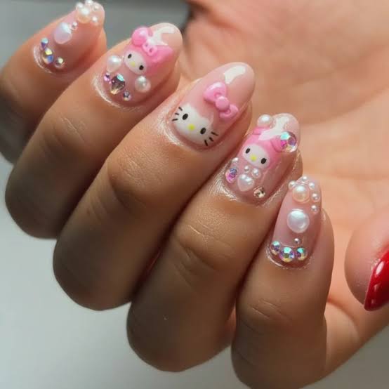 Charming 3D Hello Kitty Pearl Oval Nails — Sanrio Nails