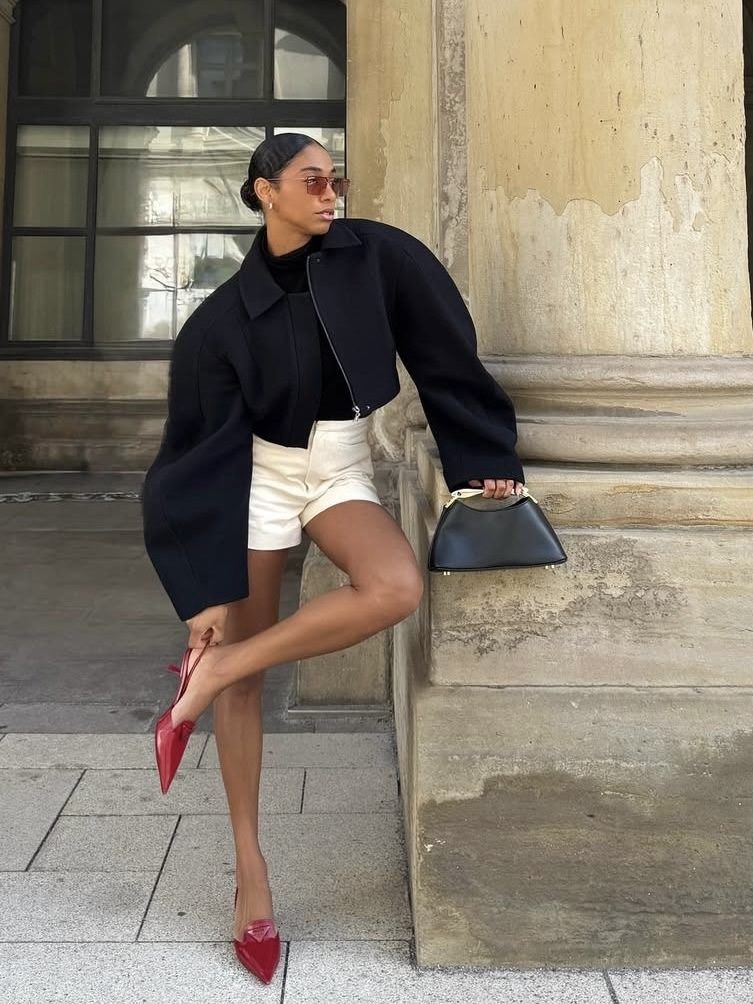 Bold Red Kitten Heels with a Black and White Ensemble Bold Red Kitten Heels with a Black and White Ensemble — Kitten Heels Outfits