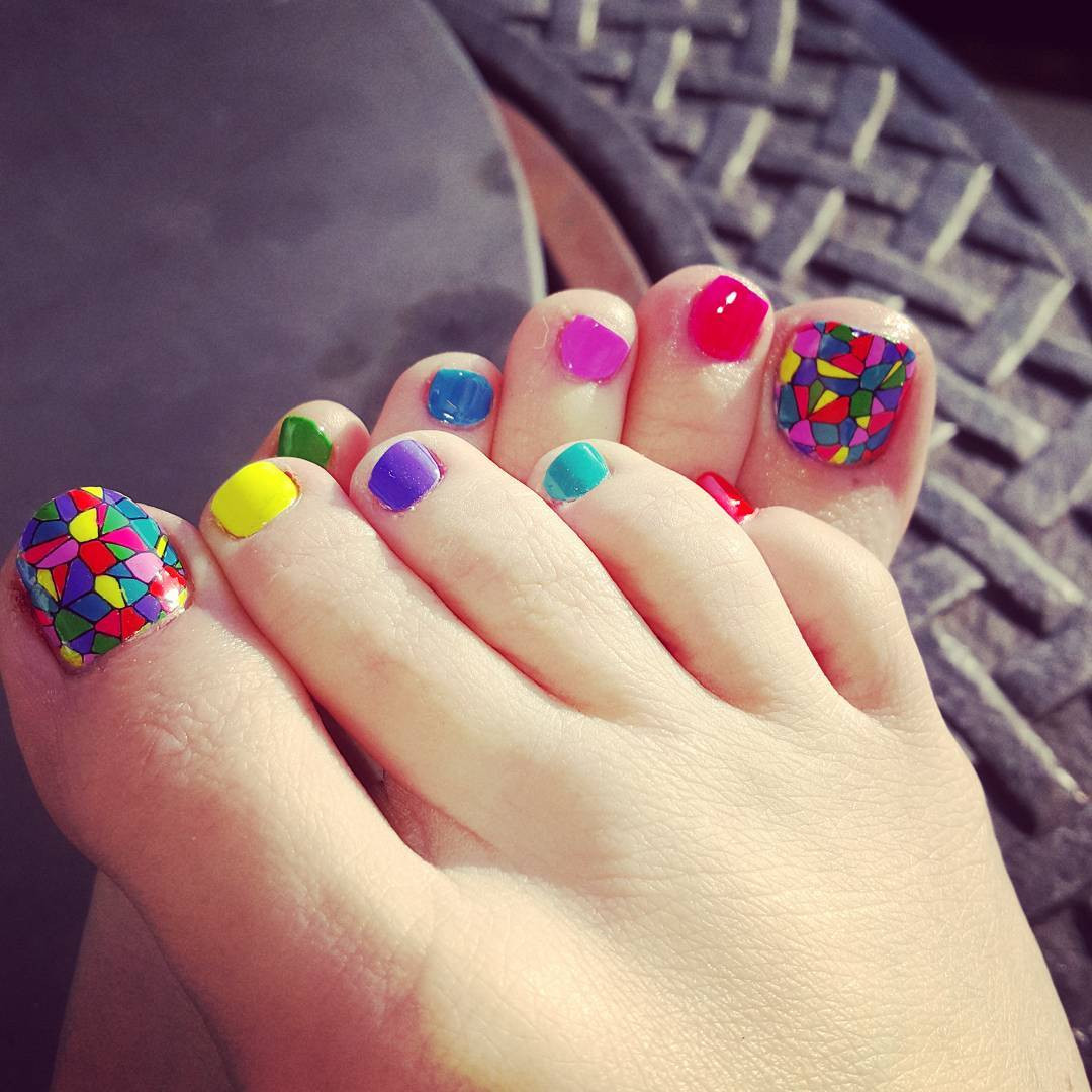 Stained Glass Geometric Mosaic Toes Stained Glass Geometric Mosaic Toes — Toe Nail Art