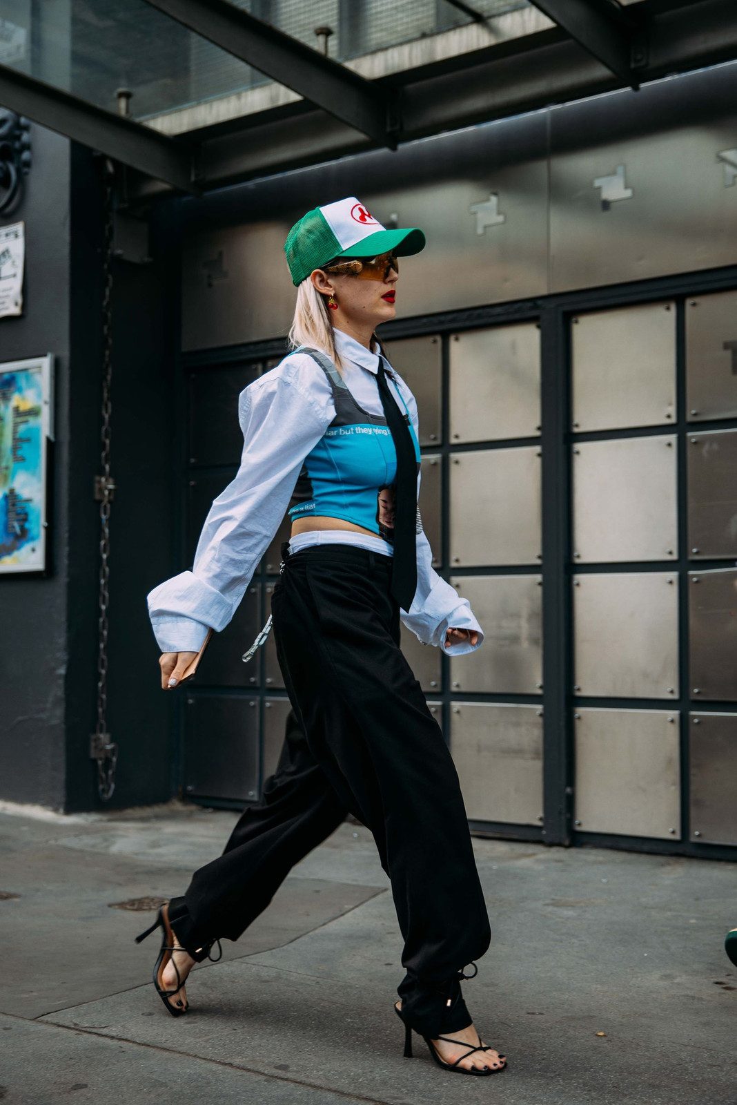 The Trucker Hat Is The Must-Have of Men's Fashion Week Street Style | Vogue