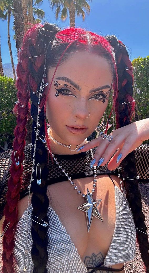 Punk Ombre Braids With Chain Details Punk Ombre Braids With Chain Details — Concert Hairstyles