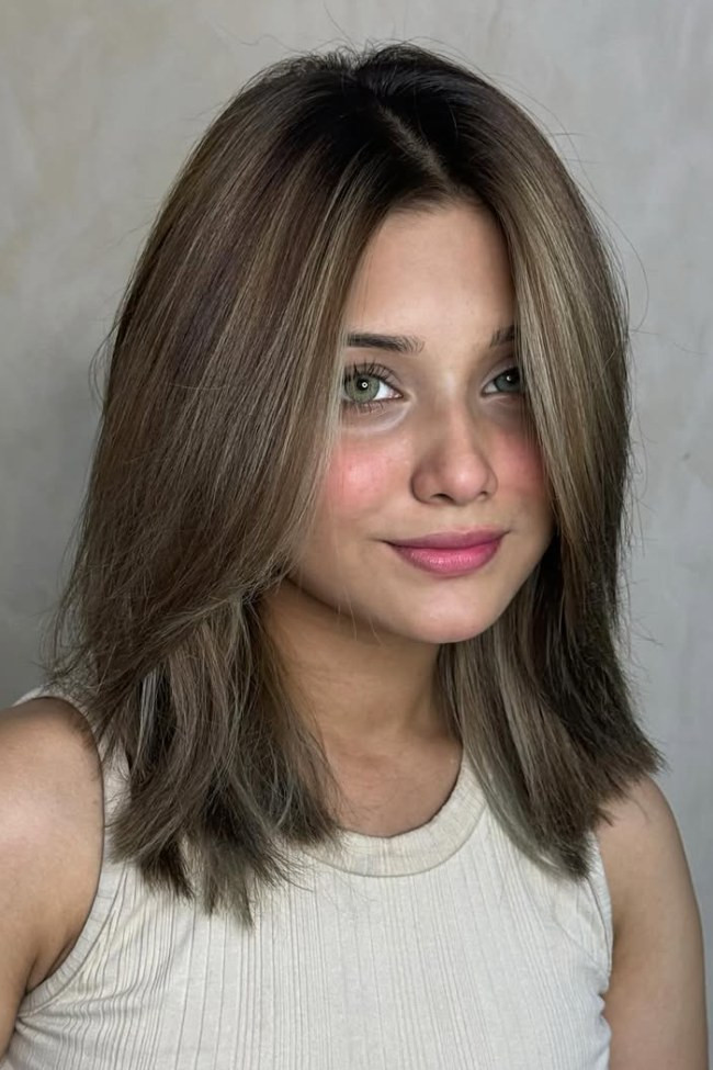 Ash Brown Bob With Blonde Face-Framing — Hair Color for Thin Hair